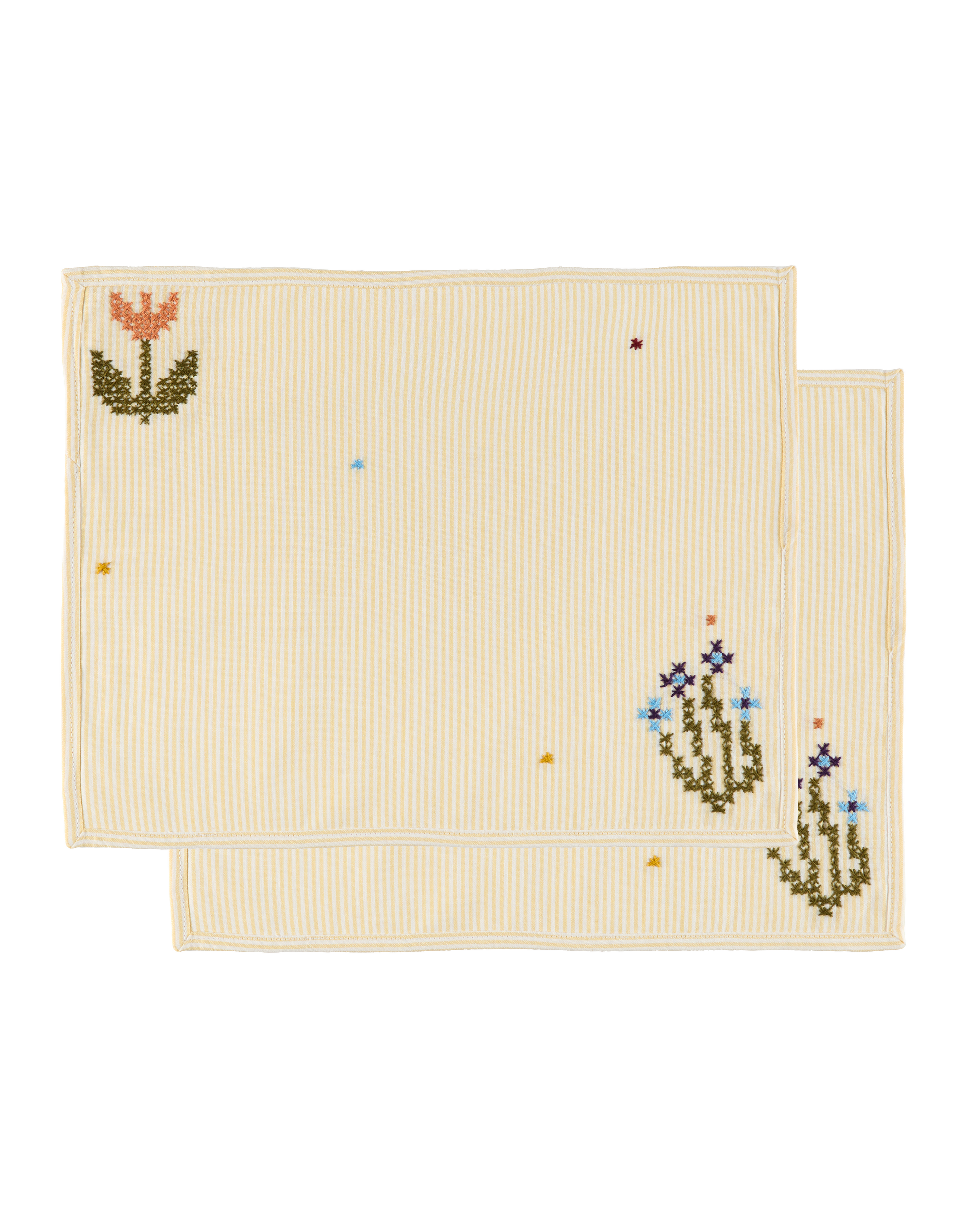 Campestre Embroidered Placemat Set (2 Set)